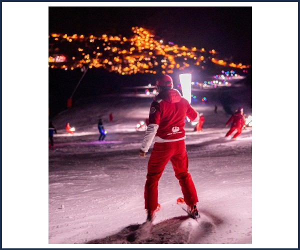 Saint Chaffrey. Descente aux Flambeaux des ESF 2025