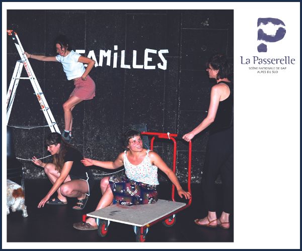 Vaisseau Familles au théâtre La passerelle