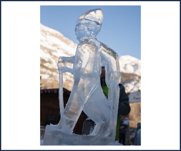 Vallouise Pelvoux. Démonstration de sculpture sur glace
