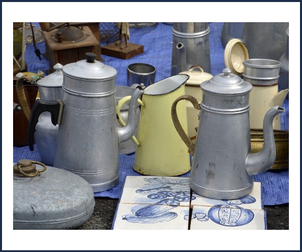 Garde Colombe. XVIIème semaine de la Poste Musée Vide greniers
