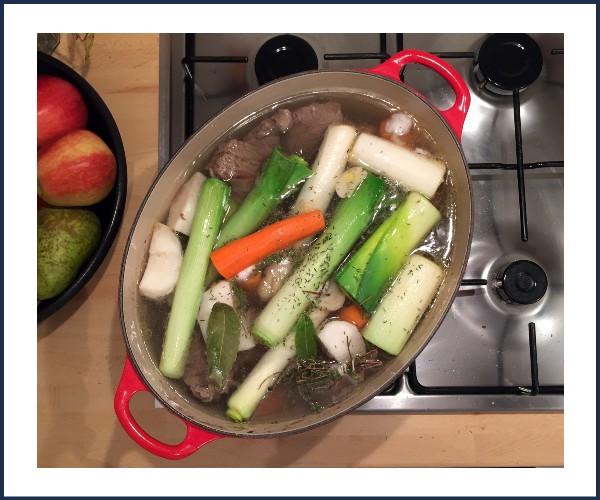 Garde Colombe. Pot au feu du Poilu Eyguians