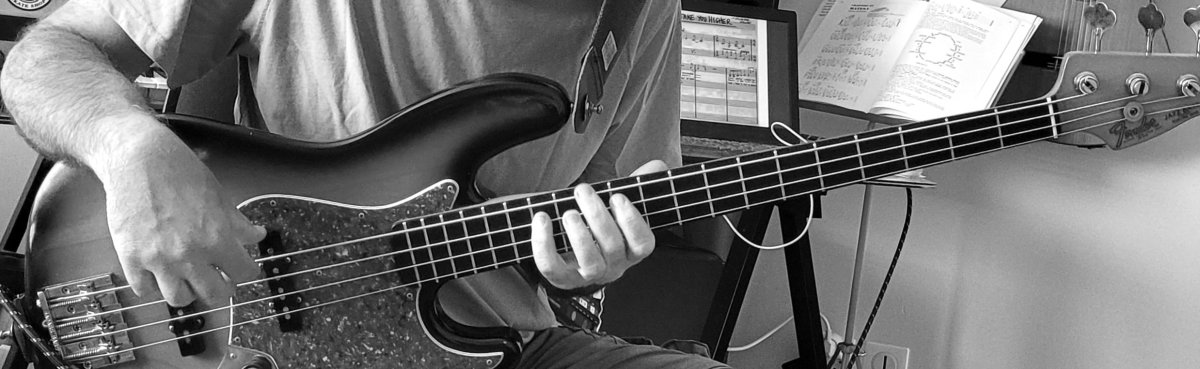 Olivier prof Basse et Guitare