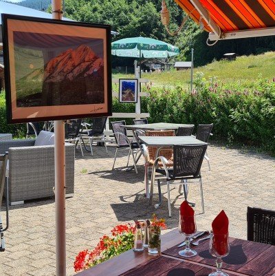 Le Grillon Bar Restaurant